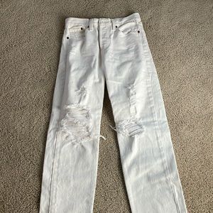 White button fly Levi’s jeans size 0/25